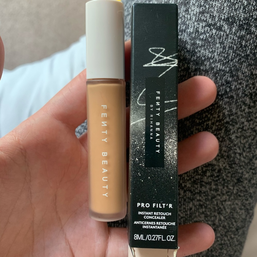 NEW FENTY Pro Filt'r Instant Retouch Concealer